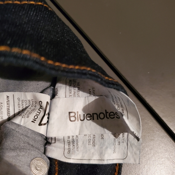 NWOT Bluenotes dark blue shorts - Picture 2 of 9